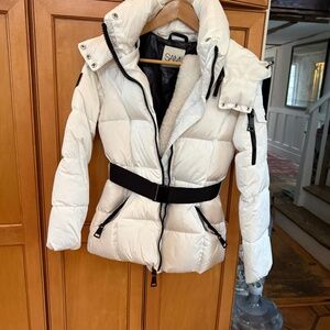 SAM. BELTED WHITE WINTER PUFFER COAT